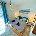 Cozy Bavarian Forest +pool +sauna +netflix 아파트 *