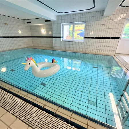 Cozy Bavarian Forest +pool +sauna +netflix Zwiesel