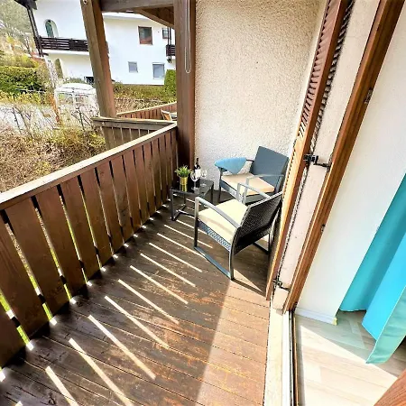 Cozy Bavarian Forest +pool +sauna +netflix 아파트 *